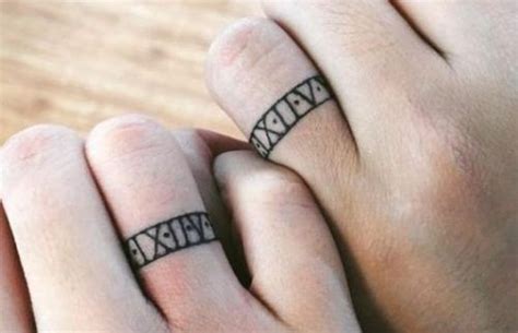 20 Ehering Tattoo Ideen